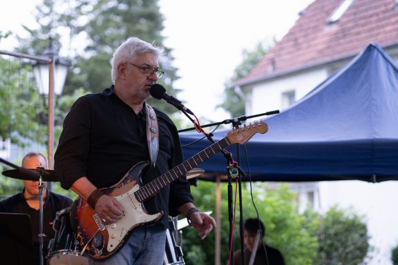 Robert singt "La Grange"